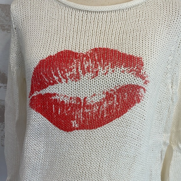 Wooden Ships lips sweater size xs - Picture 2 of 4